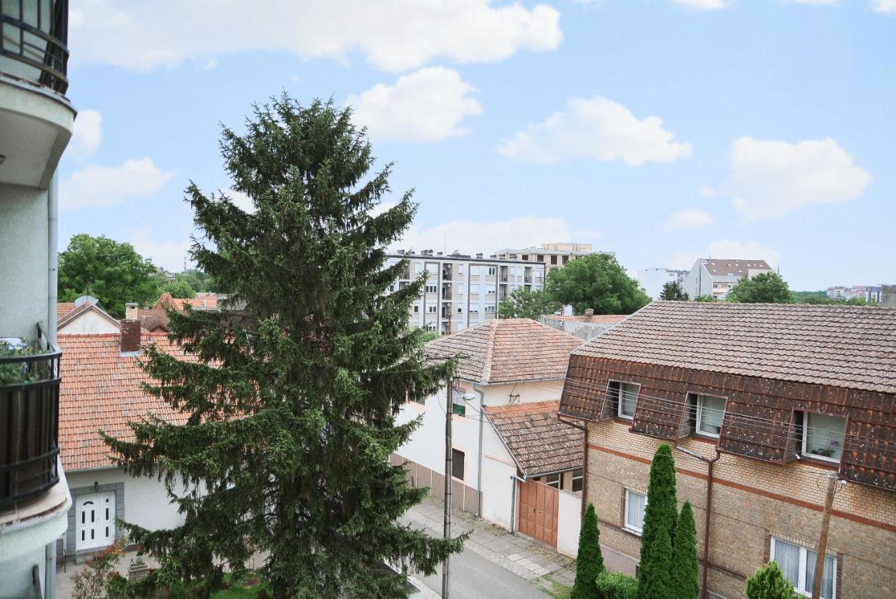Crown Apartment 2 Subotica Luaran gambar